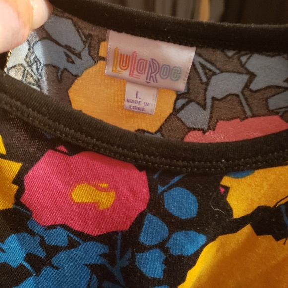 LulaRoe Randy - Picture 2 of 5
